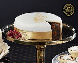 Iceland Luxury Christmas Cake 1Kg