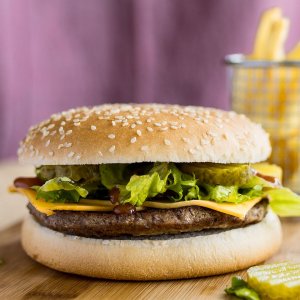JJ Classic Halal Beef Burger 48x113g - 5.45kg